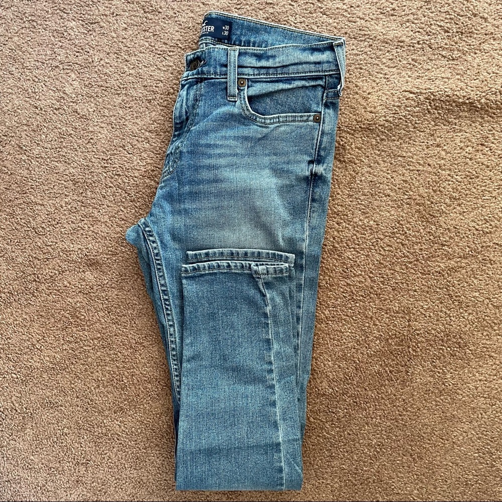 30x30 light wash skinny jeans